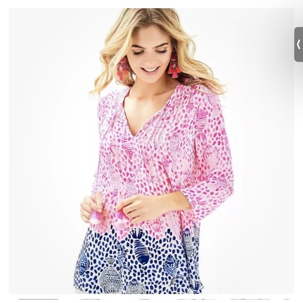 Lilly Pulitzer Marilina Tunic Top in Raz Berry Heart and Sole Print Size L - Picture 2 of 10